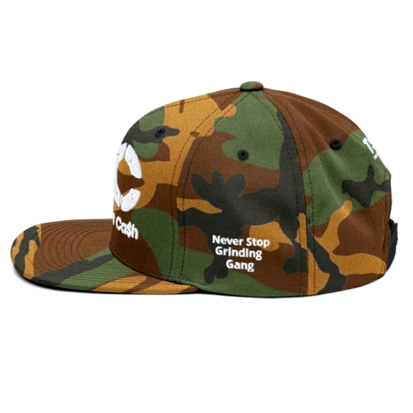 T$C Grinding Gang Camo Snapback Women and Men - Picture 4 of 6